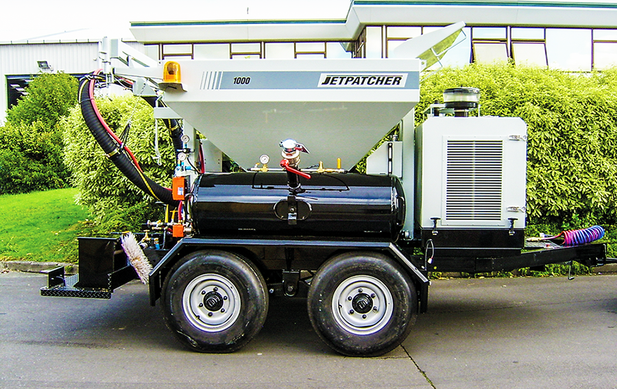 1000 series trailer mounted